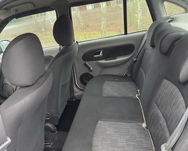 Белый Рено Симбол, объемом двигателя 1.39 л и пробегом 268 тыс. км за 3350 $, фото 10 на Automoto.ua