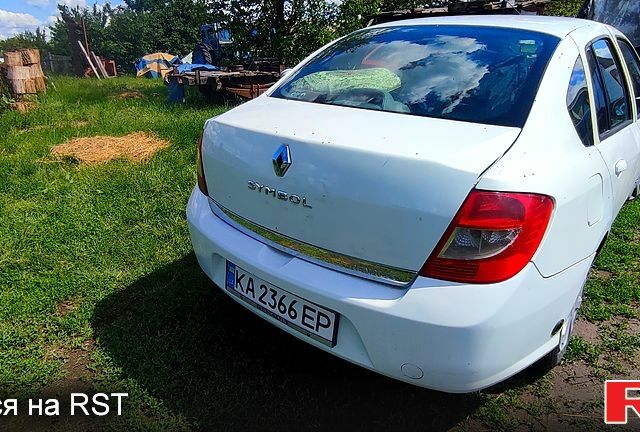 Білий Рено Сімбол, об'ємом двигуна 1.4 л та пробігом 200 тис. км за 2600 $, фото 11 на Automoto.ua