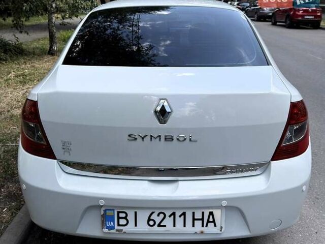 Белый Рено Симбол, объемом двигателя 1.39 л и пробегом 152 тыс. км за 5200 $, фото 1 на Automoto.ua
