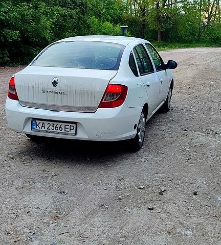 Білий Рено Сімбол, об'ємом двигуна 1.4 л та пробігом 200 тис. км за 2600 $, фото 6 на Automoto.ua