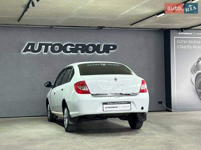 Белый Рено Симбол, объемом двигателя 1.6 л и пробегом 332 тыс. км за 3999 $, фото 3 на Automoto.ua