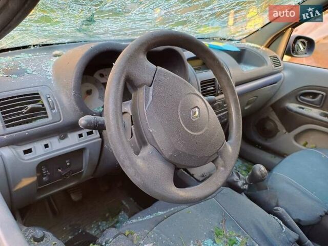 Бежевий Рено Сімбол, об'ємом двигуна 1.39 л та пробігом 240 тис. км за 1350 $, фото 5 на Automoto.ua