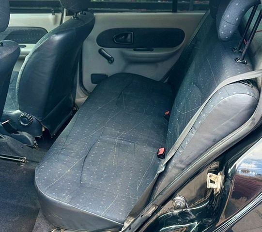 Черный Рено Симбол, объемом двигателя 1.4 л и пробегом 253 тыс. км за 2100 $, фото 8 на Automoto.ua