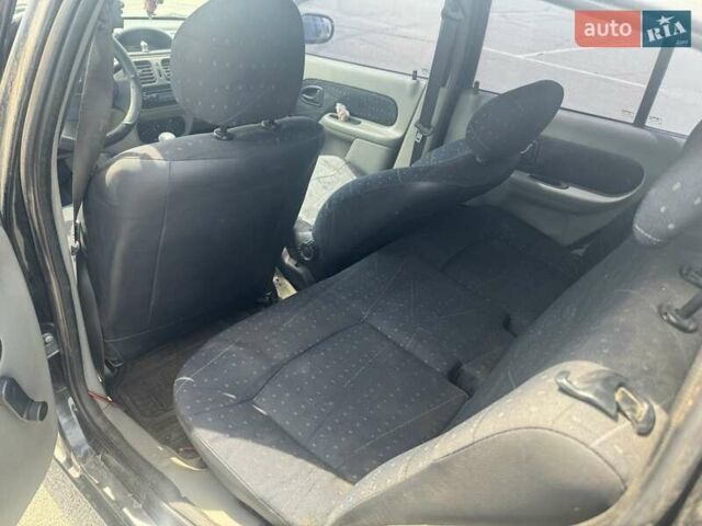 Черный Рено Симбол, объемом двигателя 1.4 л и пробегом 150 тыс. км за 1550 $, фото 8 на Automoto.ua