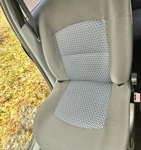 Черный Рено Симбол, объемом двигателя 1.39 л и пробегом 312 тыс. км за 5023 $, фото 12 на Automoto.ua