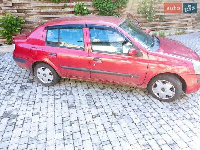 Красный Рено Симбол, объемом двигателя 1.39 л и пробегом 141 тыс. км за 3100 $, фото 2 на Automoto.ua