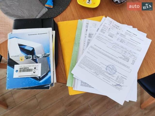 Красный Рено Симбол, объемом двигателя 1.39 л и пробегом 141 тыс. км за 3100 $, фото 20 на Automoto.ua