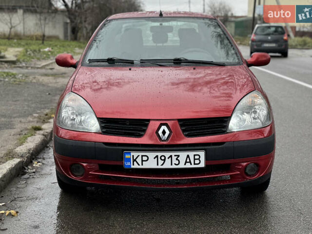 Красный Рено Симбол, объемом двигателя 1.39 л и пробегом 230 тыс. км за 2450 $, фото 2 на Automoto.ua