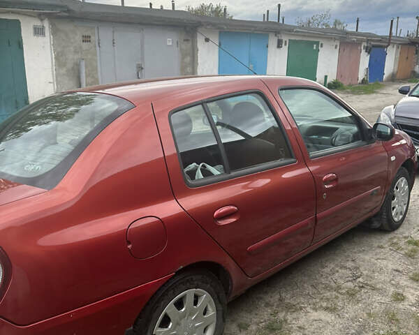 Червоний Рено Сімбол, об'ємом двигуна 1.39 л та пробігом 203 тис. км за 2800 $, фото 5 на Automoto.ua