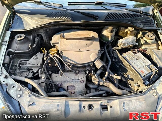 Рено Симбол, объемом двигателя 1.4 л и пробегом 320 тыс. км за 1900 $, фото 4 на Automoto.ua