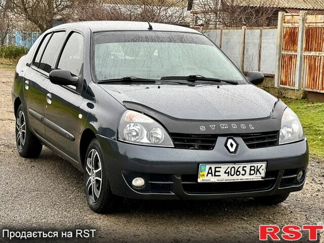 Рено Симбол, объемом двигателя 1.4 л и пробегом 75 тыс. км за 3950 $, фото 3 на Automoto.ua