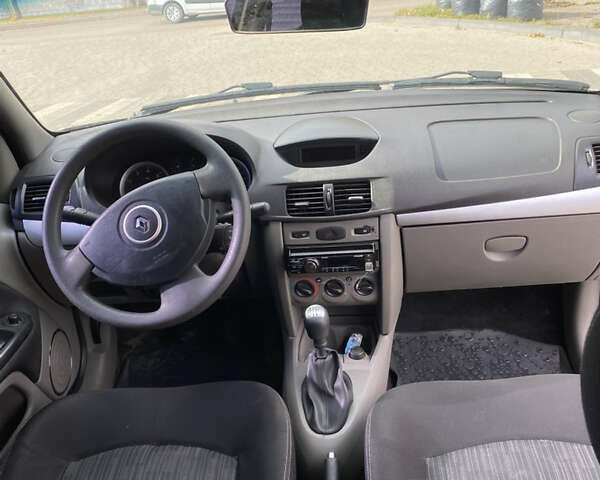 Рено Сімбол 2010 у Львові на Automoto.ua Рено Сімбол, об'ємом двигуна 1.39 л та пробігом 277 тис. км за 4500 $, фото 6 на Automoto.ua