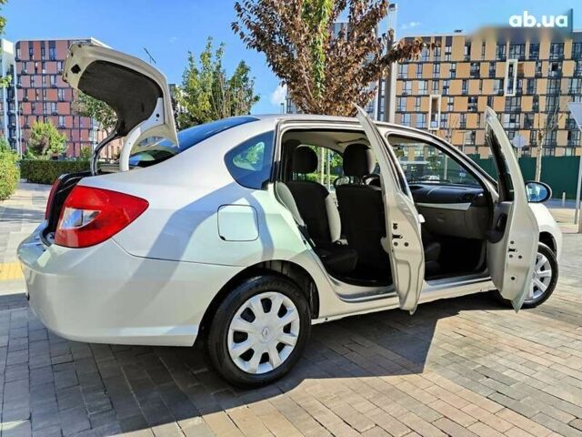 Рено Симбол, объемом двигателя 1.4 л и пробегом 130 тыс. км за 3990 $, фото 20 на Automoto.ua