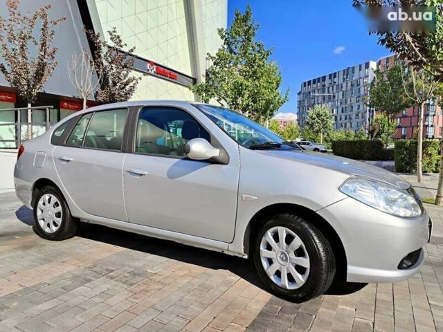 Рено Симбол, объемом двигателя 1.4 л и пробегом 130 тыс. км за 3990 $, фото 27 на Automoto.ua
