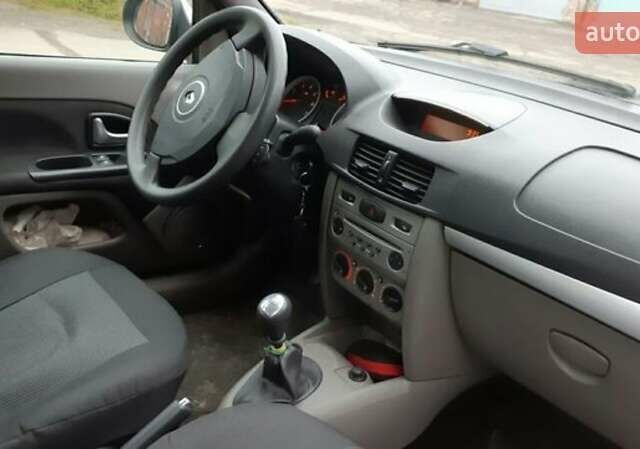 Рено Симбол, объемом двигателя 1.4 л и пробегом 140 тыс. км за 5400 $, фото 2 на Automoto.ua