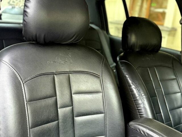 Серый Рено Симбол, объемом двигателя 1.4 л и пробегом 280 тыс. км за 2750 $, фото 3 на Automoto.ua