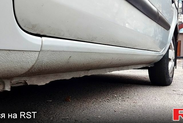 Сірий Рено Сімбол, об'ємом двигуна 1.4 л та пробігом 297 тис. км за 3350 $, фото 5 на Automoto.ua