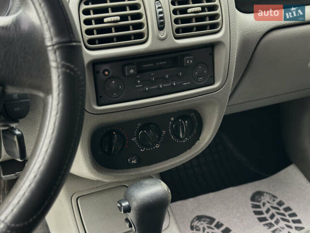 Сірий Рено Сімбол, об'ємом двигуна 1.39 л та пробігом 239 тис. км за 4100 $, фото 36 на Automoto.ua