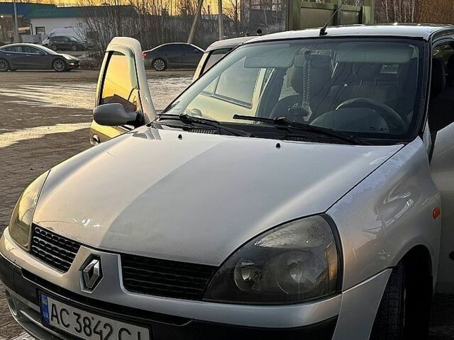Сірий Рено Сімбол, об'ємом двигуна 1.4 л та пробігом 345 тис. км за 3500 $, фото 3 на Automoto.ua