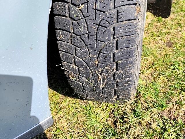 Сірий Рено Сімбол, об'ємом двигуна 1.4 л та пробігом 475 тис. км за 3420 $, фото 13 на Automoto.ua