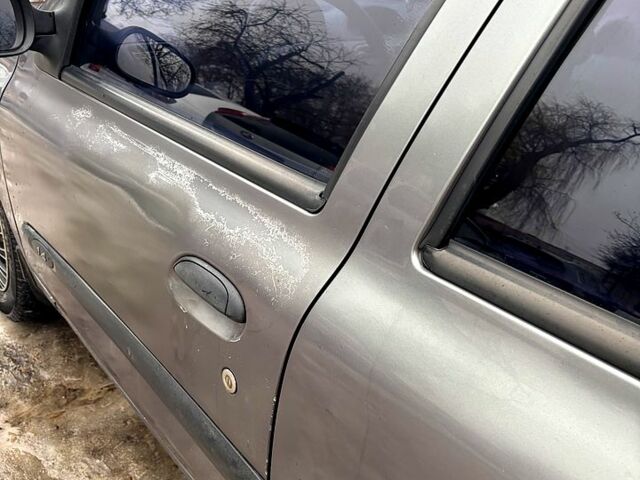 Сірий Рено Сімбол, об'ємом двигуна 1.4 л та пробігом 284 тис. км за 2700 $, фото 7 на Automoto.ua