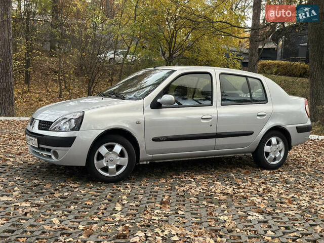 Сірий Рено Сімбол, об'ємом двигуна 1.4 л та пробігом 175 тис. км за 3800 $, фото 1 на Automoto.ua