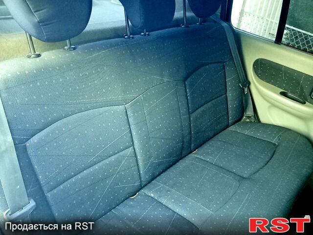 Сірий Рено Сімбол, об'ємом двигуна 1.4 л та пробігом 214 тис. км за 2750 $, фото 10 на Automoto.ua