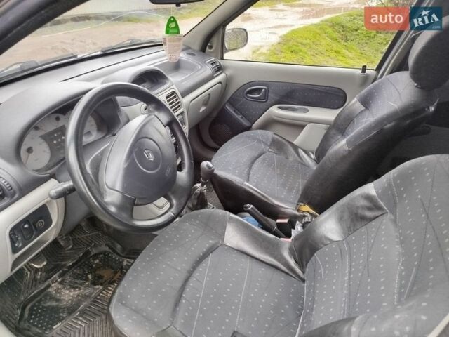Серый Рено Симбол, объемом двигателя 1.39 л и пробегом 256 тыс. км за 2550 $, фото 15 на Automoto.ua