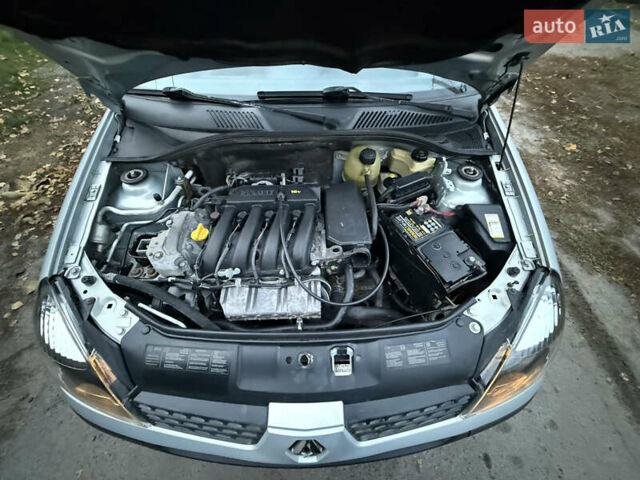 Рено Сімбол 2004 у Кременчуге на Automoto.ua Сірий Рено Сімбол, об'ємом двигуна 1.4 л та пробігом 190 тис. км за 2750 $, фото 34 на Automoto.ua