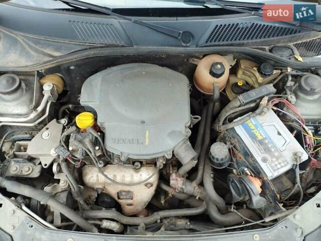 Сірий Рено Сімбол, об'ємом двигуна 1.39 л та пробігом 238 тис. км за 1500 $, фото 6 на Automoto.ua