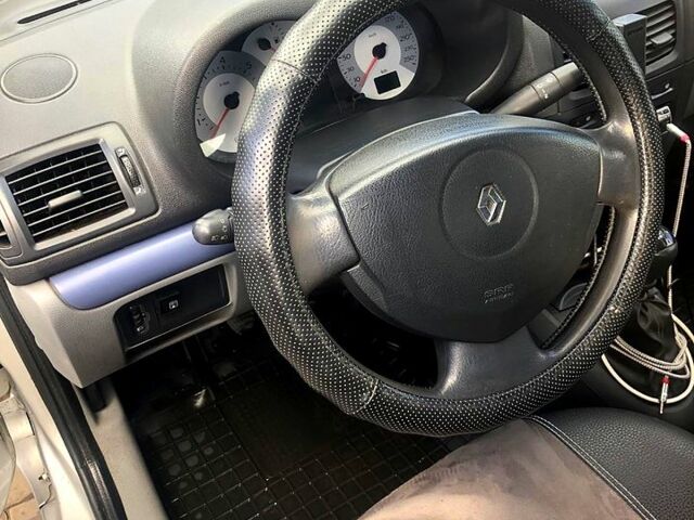 Рено Симбол 2007 в Лозовой на Automoto.ua Серый Рено Симбол, объемом двигателя 1.4 л и пробегом 248 тыс. км за 3500 $, фото 9 на Automoto.ua