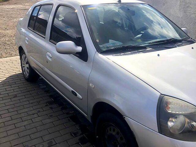 Рено Симбол 2007 в Лозовой на Automoto.ua Серый Рено Симбол, объемом двигателя 1.4 л и пробегом 248 тыс. км за 3500 $, фото 4 на Automoto.ua