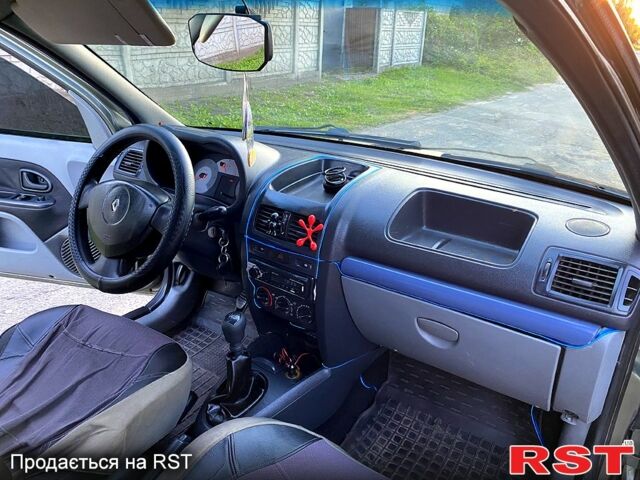 Серый Рено Симбол, объемом двигателя 1.4 л и пробегом 243 тыс. км за 2000 $, фото 9 на Automoto.ua