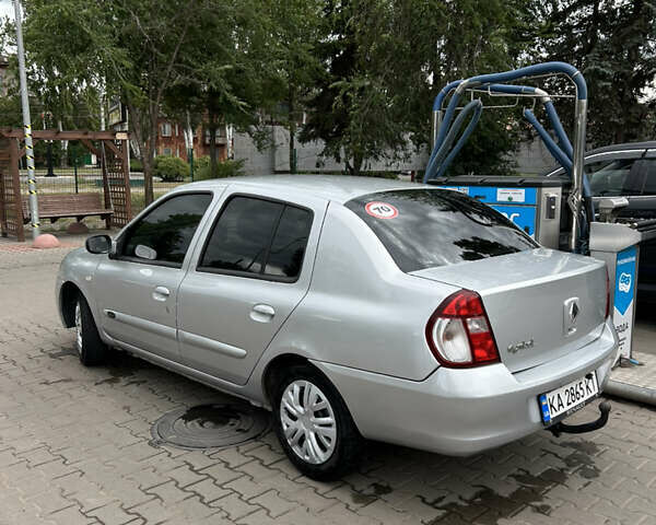 Серый Рено Симбол, объемом двигателя 1.39 л и пробегом 229 тыс. км за 3400 $, фото 7 на Automoto.ua