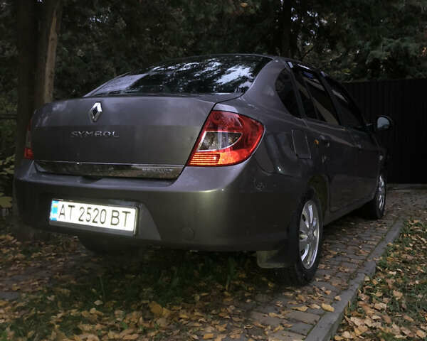 Серый Рено Симбол, объемом двигателя 1.4 л и пробегом 140 тыс. км за 6000 $, фото 9 на Automoto.ua