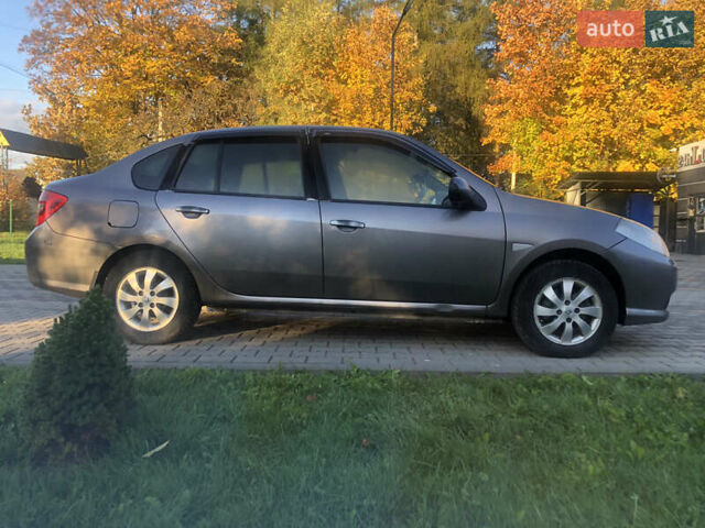 Серый Рено Симбол, объемом двигателя 1.4 л и пробегом 140 тыс. км за 6000 $, фото 12 на Automoto.ua