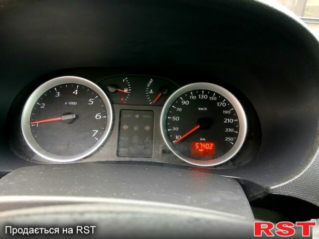 Серый Рено Симбол, объемом двигателя 1.4 л и пробегом 57 тыс. км за 4200 $, фото 4 на Automoto.ua