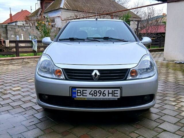 Серый Рено Симбол, объемом двигателя 1.4 л и пробегом 57 тыс. км за 4200 $, фото 1 на Automoto.ua