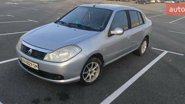 Серый Рено Симбол, объемом двигателя 1.39 л и пробегом 202 тыс. км за 3200 $, фото 4 на Automoto.ua