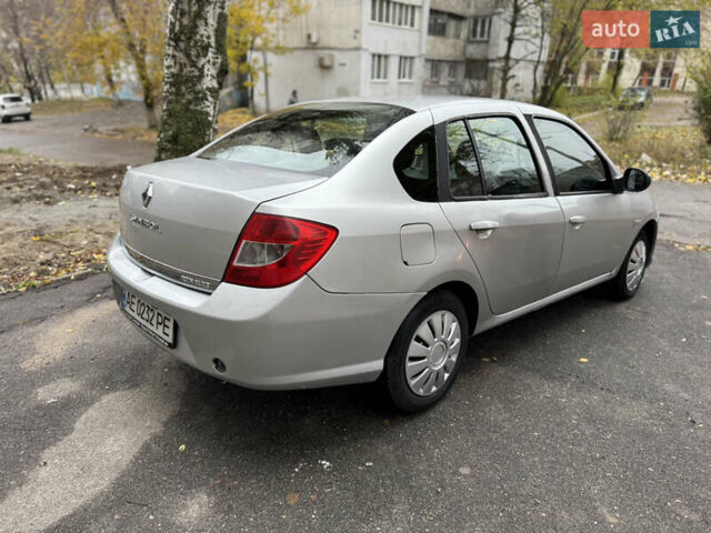 Серый Рено Симбол, объемом двигателя 1.39 л и пробегом 290 тыс. км за 3300 $, фото 6 на Automoto.ua