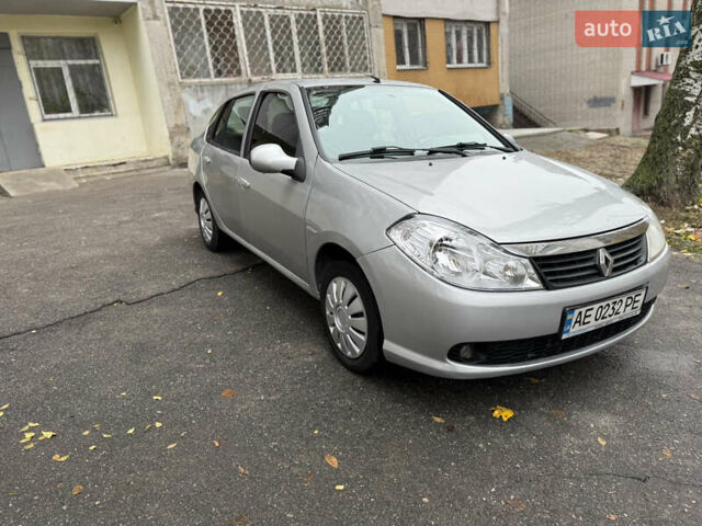 Серый Рено Симбол, объемом двигателя 1.39 л и пробегом 290 тыс. км за 3300 $, фото 8 на Automoto.ua