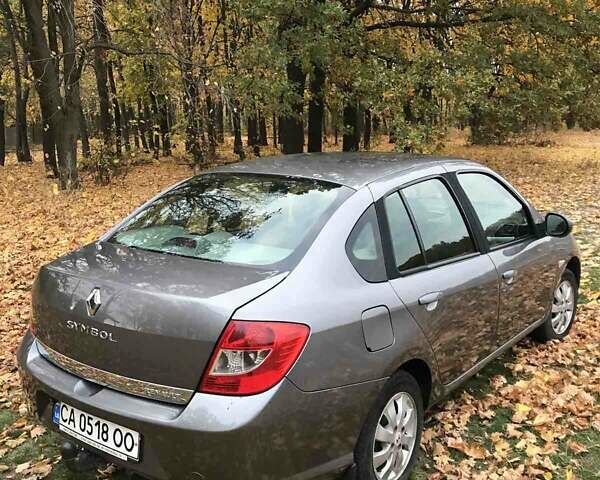 Рено Симбол 2011 в Черкассах на Automoto.ua Серый Рено Симбол, объемом двигателя 1.6 л и пробегом 152 тыс. км за 5500 $, фото 3 на Automoto.ua
