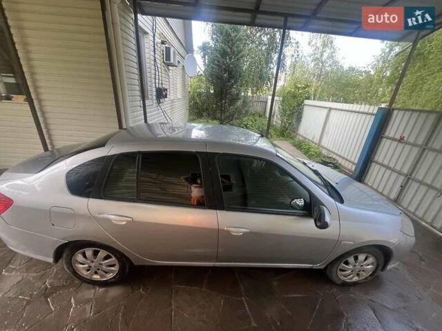 Сірий Рено Сімбол, об'ємом двигуна 1.6 л та пробігом 255 тис. км за 5800 $, фото 2 на Automoto.ua
