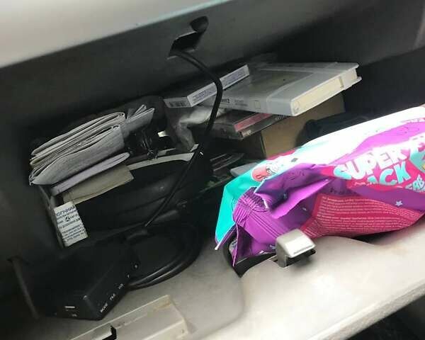 Серый Рено Симбол, объемом двигателя 1.5 л и пробегом 277 тыс. км за 4500 $, фото 22 на Automoto.ua