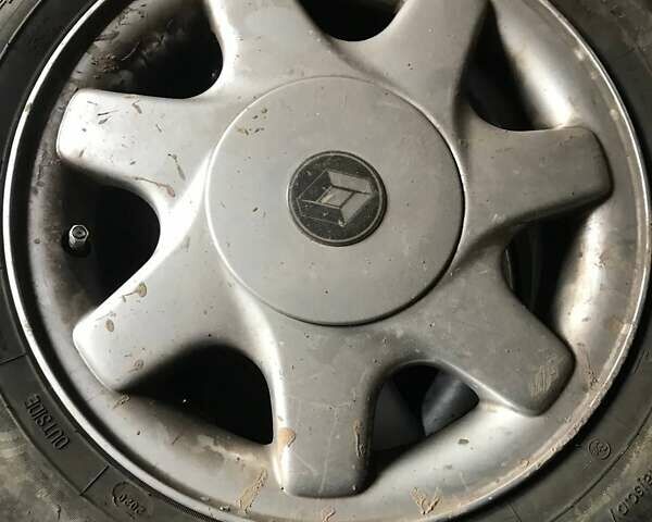 Серый Рено Симбол, объемом двигателя 1.5 л и пробегом 277 тыс. км за 4500 $, фото 26 на Automoto.ua