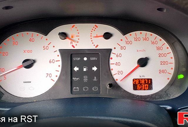 Синий Рено Симбол, объемом двигателя 1.4 л и пробегом 280 тыс. км за 1800 $, фото 11 на Automoto.ua