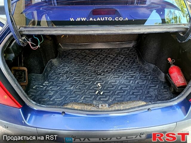 Синій Рено Сімбол, об'ємом двигуна 1.4 л та пробігом 282 тис. км за 2500 $, фото 6 на Automoto.ua
