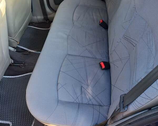 Синий Рено Симбол, объемом двигателя 1.4 л и пробегом 292 тыс. км за 2395 $, фото 14 на Automoto.ua