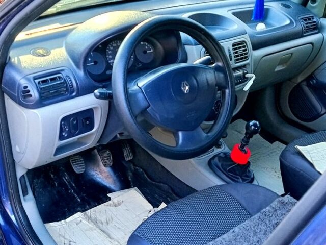 Синий Рено Симбол, объемом двигателя 1.4 л и пробегом 443 тыс. км за 2450 $, фото 9 на Automoto.ua