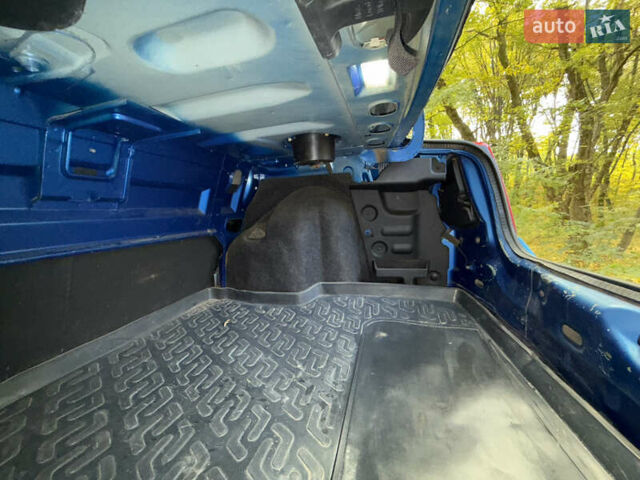 Рено Сімбол 2006 у Чернівцях на Automoto.ua Синій Рено Сімбол, об'ємом двигуна 1.39 л та пробігом 229 тис. км за 3200 $, фото 20 на Automoto.ua